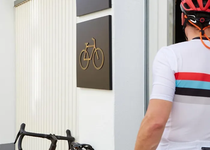 Trina 20 ホテル 2*